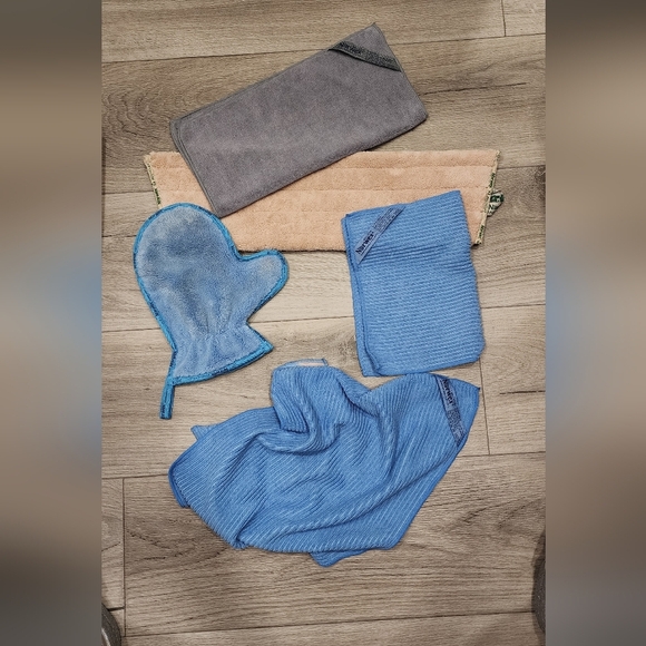 Norwex Dust Mitt - Picture 6 of 6